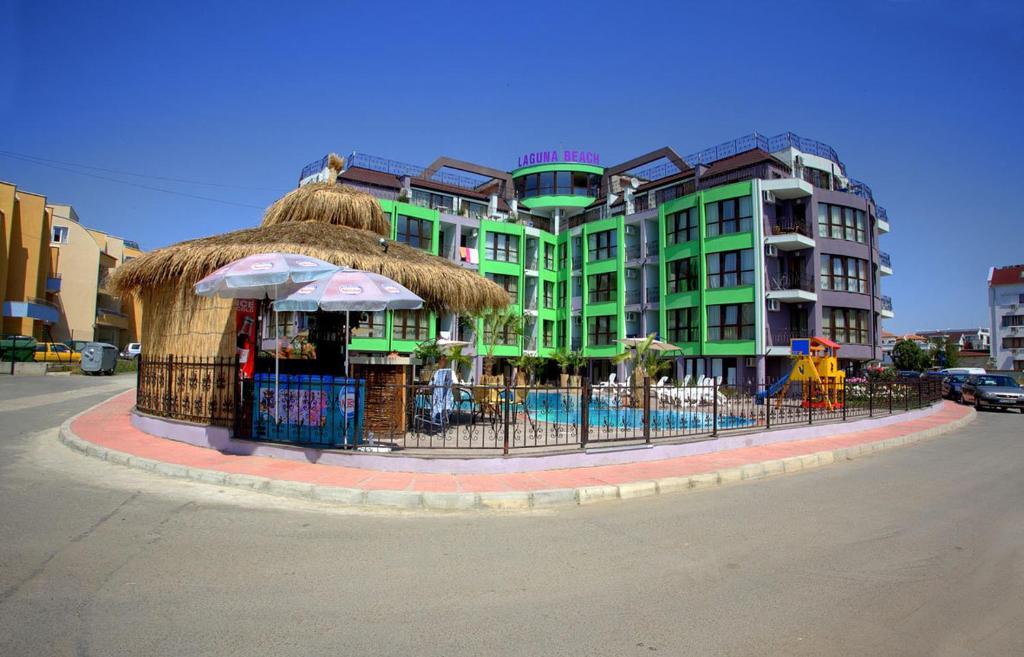 Лагуна Бийч Хотел Aparthotel Равда Екстериор снимка