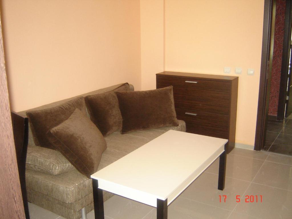 Лагуна Бийч Хотел Aparthotel Равда Стая снимка
