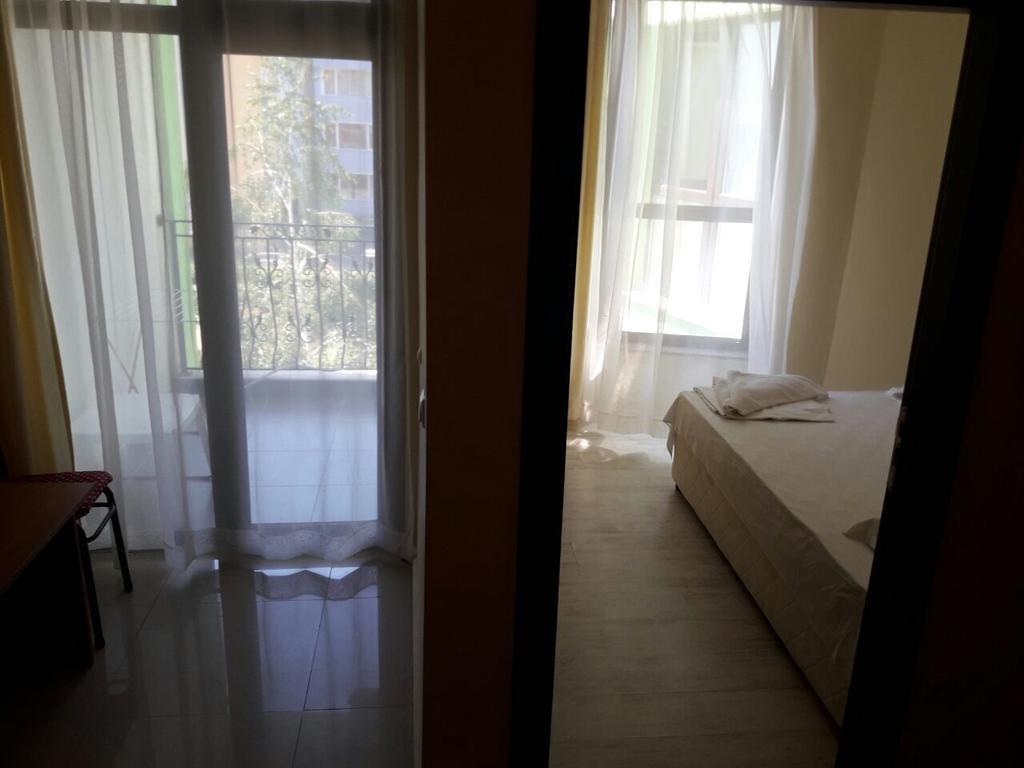Лагуна Бийч Хотел Aparthotel Равда Екстериор снимка