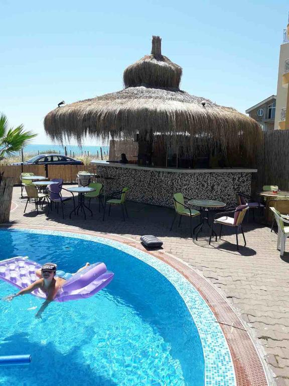 Лагуна Бийч Хотел Aparthotel Равда Екстериор снимка