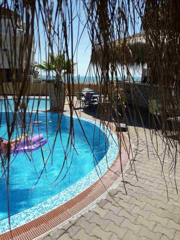Лагуна Бийч Хотел Aparthotel Равда Екстериор снимка